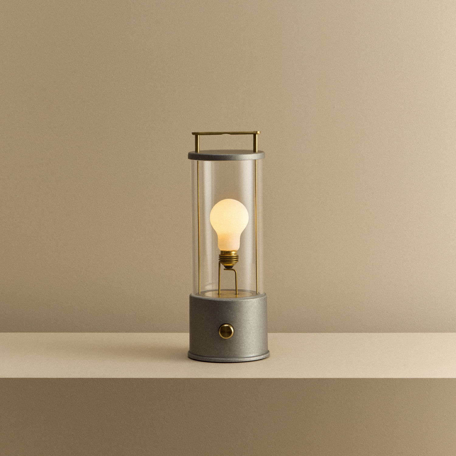 Ace Portable LED Lantern, IP65 Water-Resistant, Dim-to-Warm, Shatter-Resistant Acrylic, 30Hr Battery (Raw Aluminium)