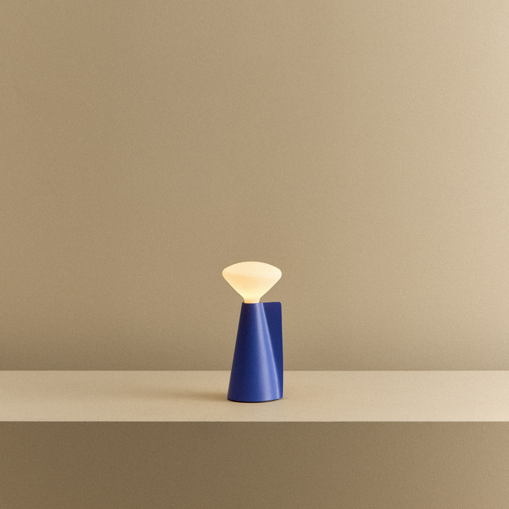 Mantle Portable Lamp Azure Blue