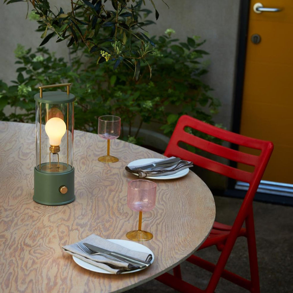 Ace Muse 2.0 Portable Lantern – Pleasure Garden Green