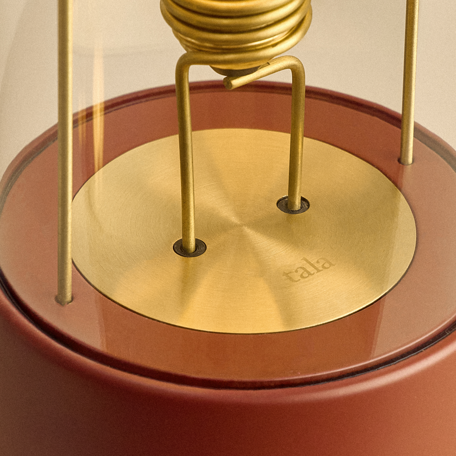 ace The Muse 2.0 Portable Lamp – Pomona Red