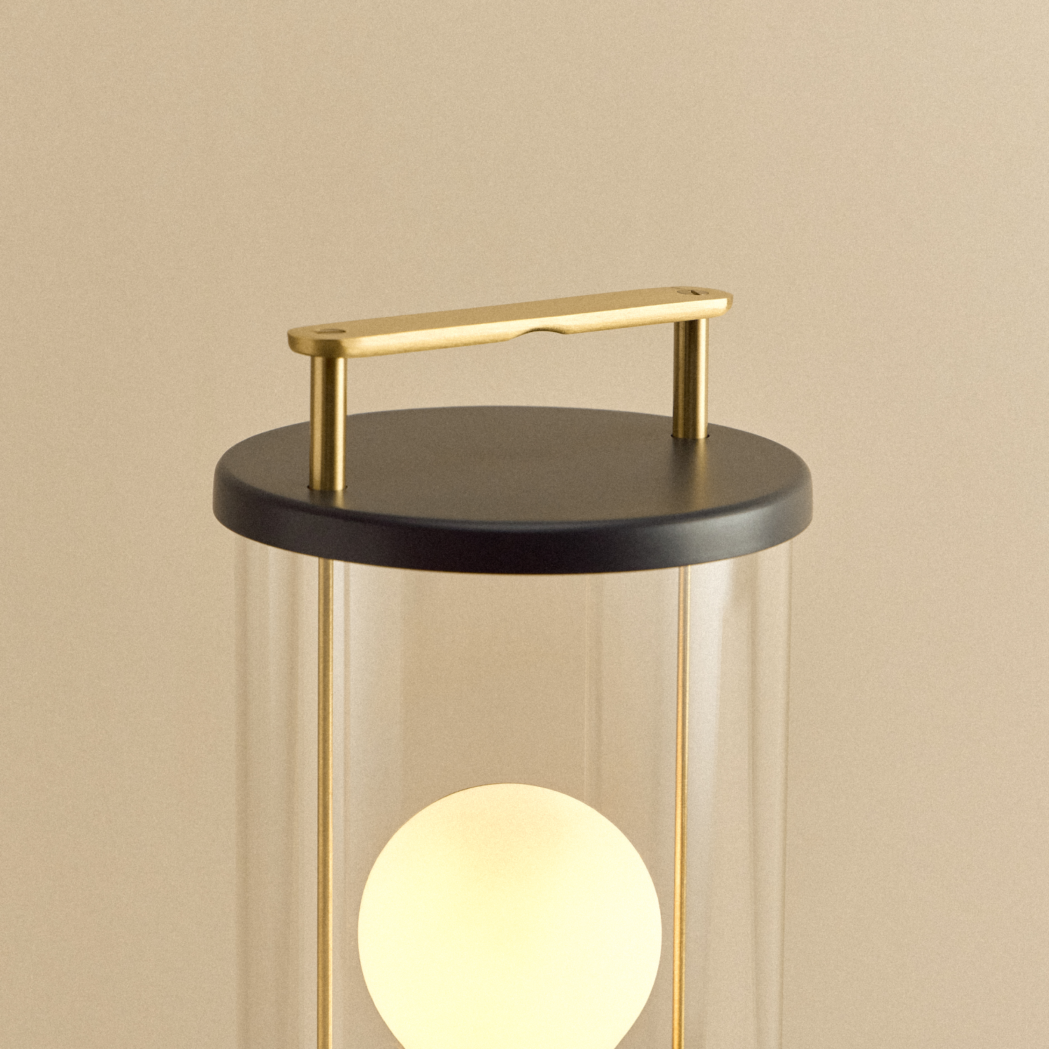 Portable Table Lamp in Hackles Black